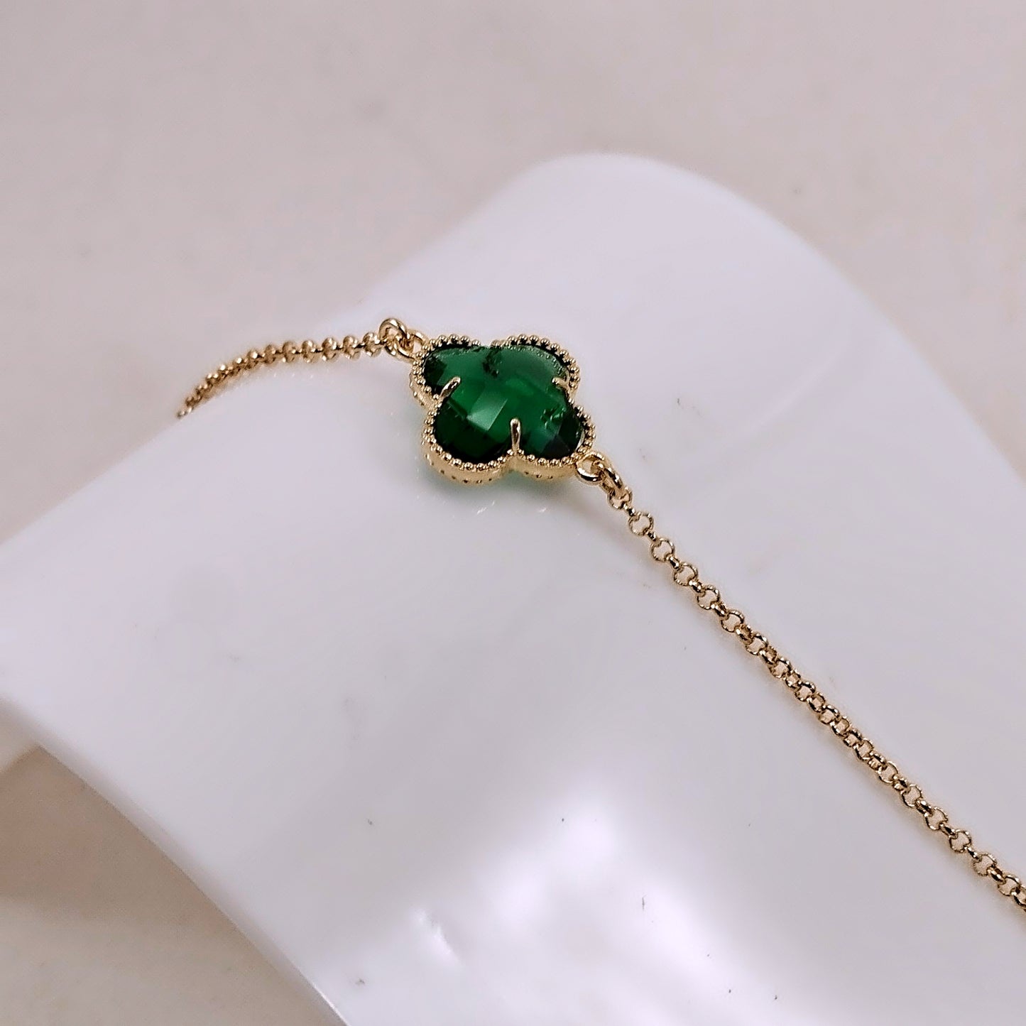 Pulseira Trevo Verde Inspiração VClif