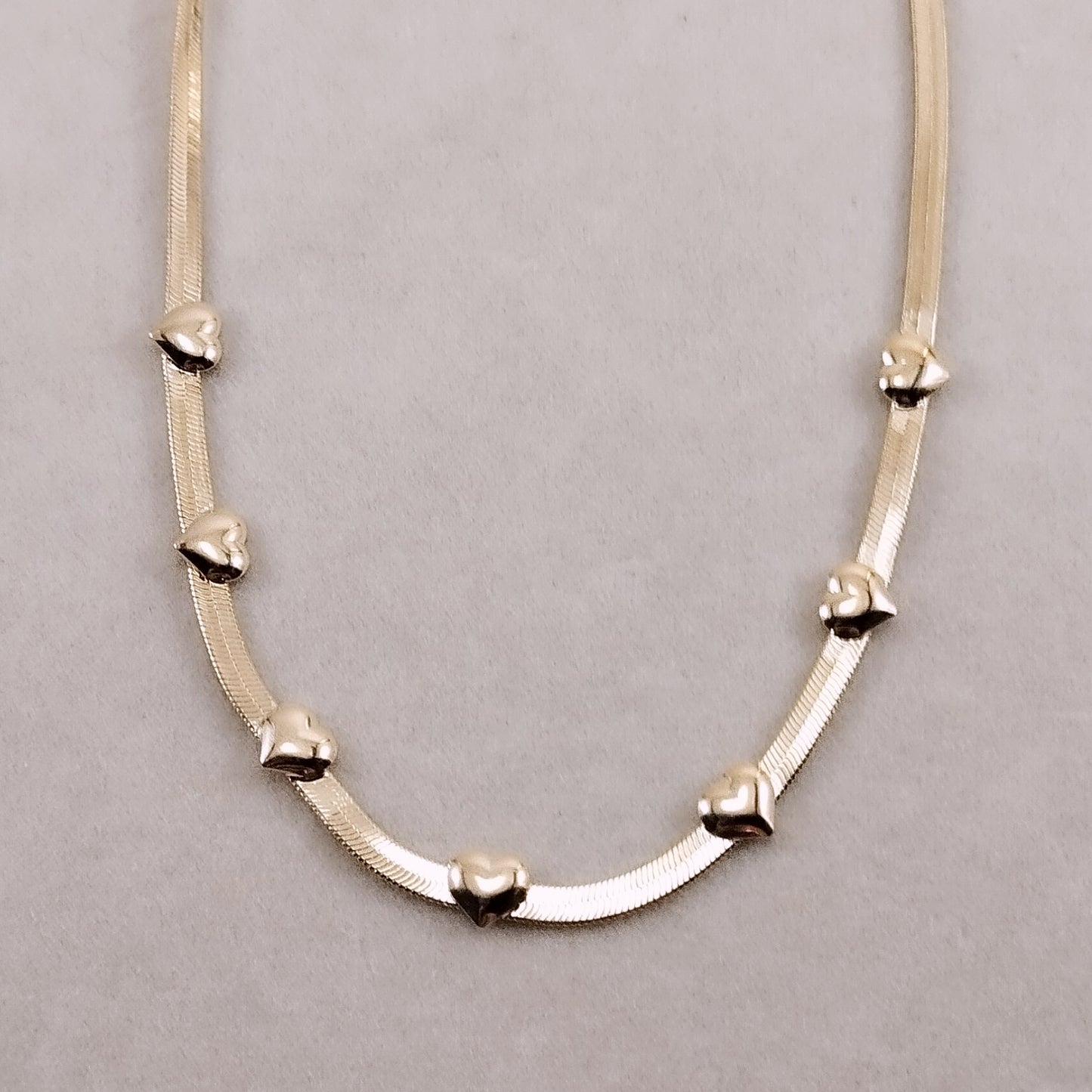 Colar Choker Fita Corações