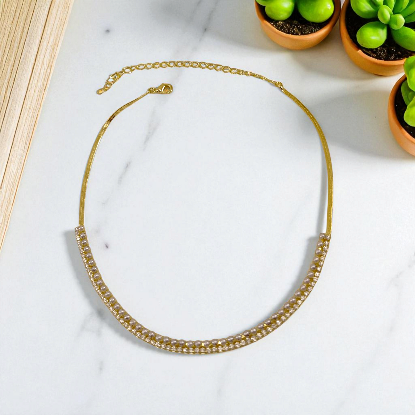 Colar Choker Fita Perolinhas e Zircônias