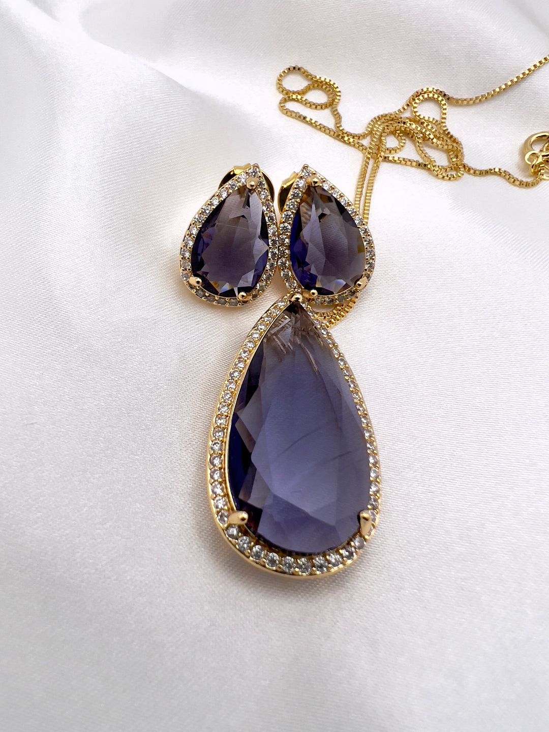 Conjunto Gota Grande Lapidada