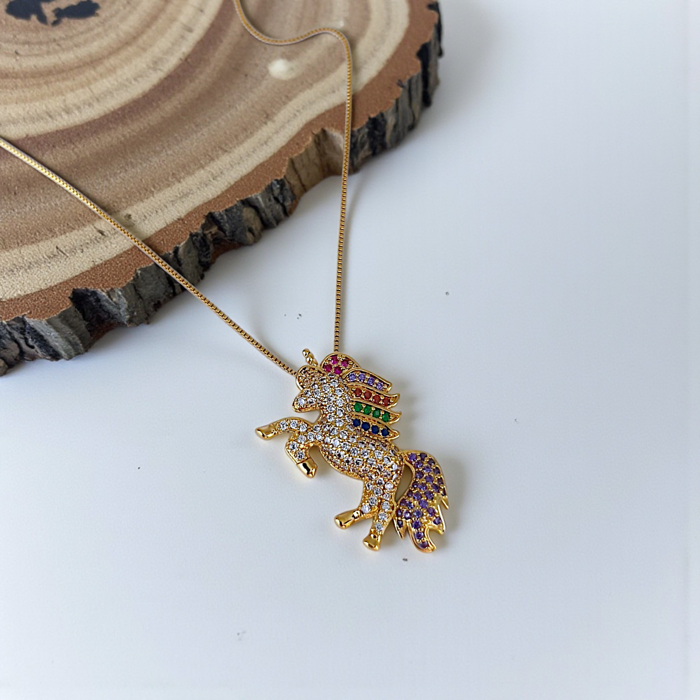 Colar Unicórnio Microzircônias