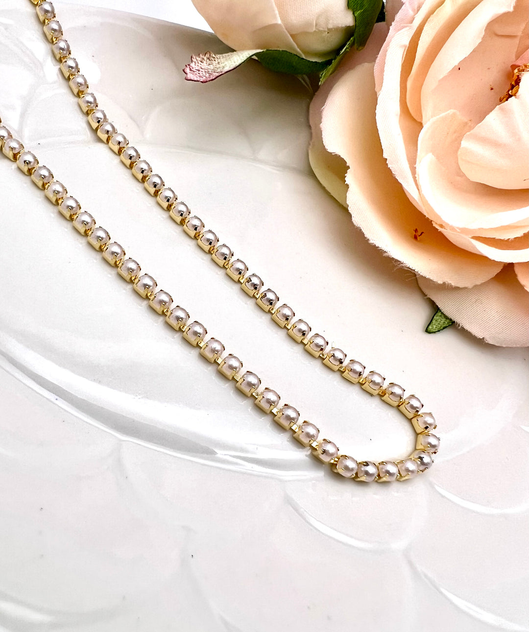 Colar Choker Fino Perolinhas