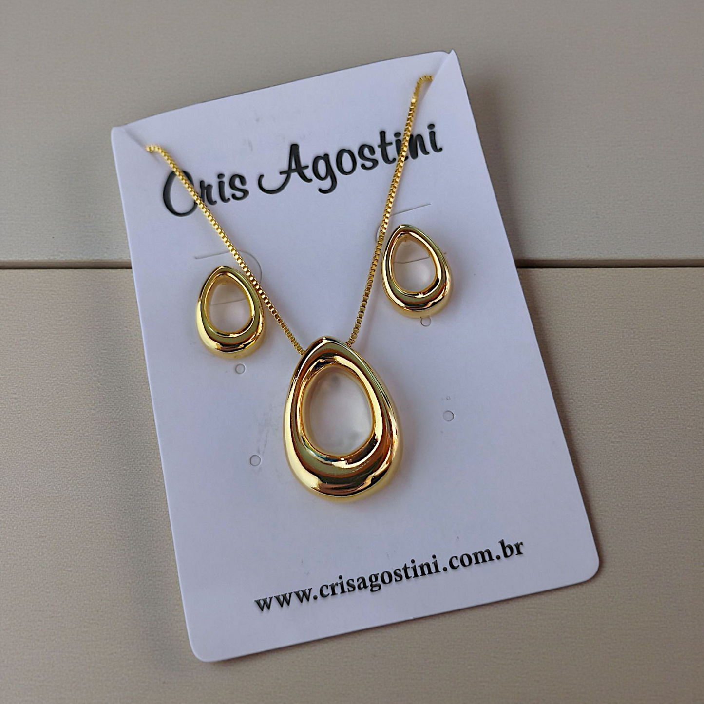 Conjunto Gota Orgânica Vazada