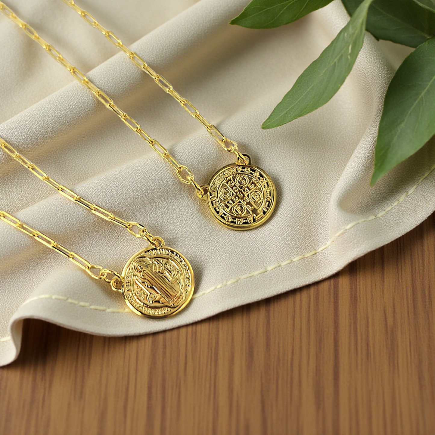 Colar Escapulário São Bento 8mm Carter