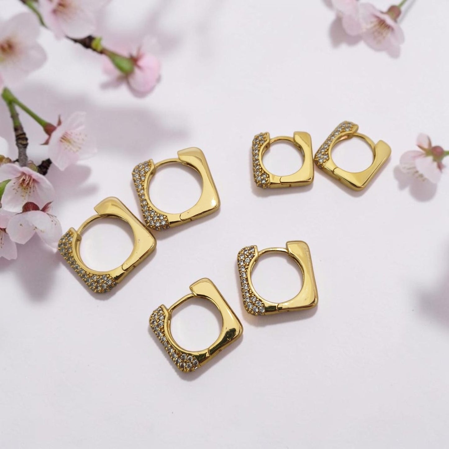 Brinco Trio Argolinhas Quadradas Microzircônias