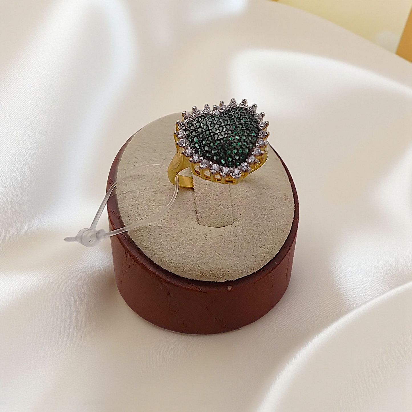 Anel Coração Grande Microzircônias