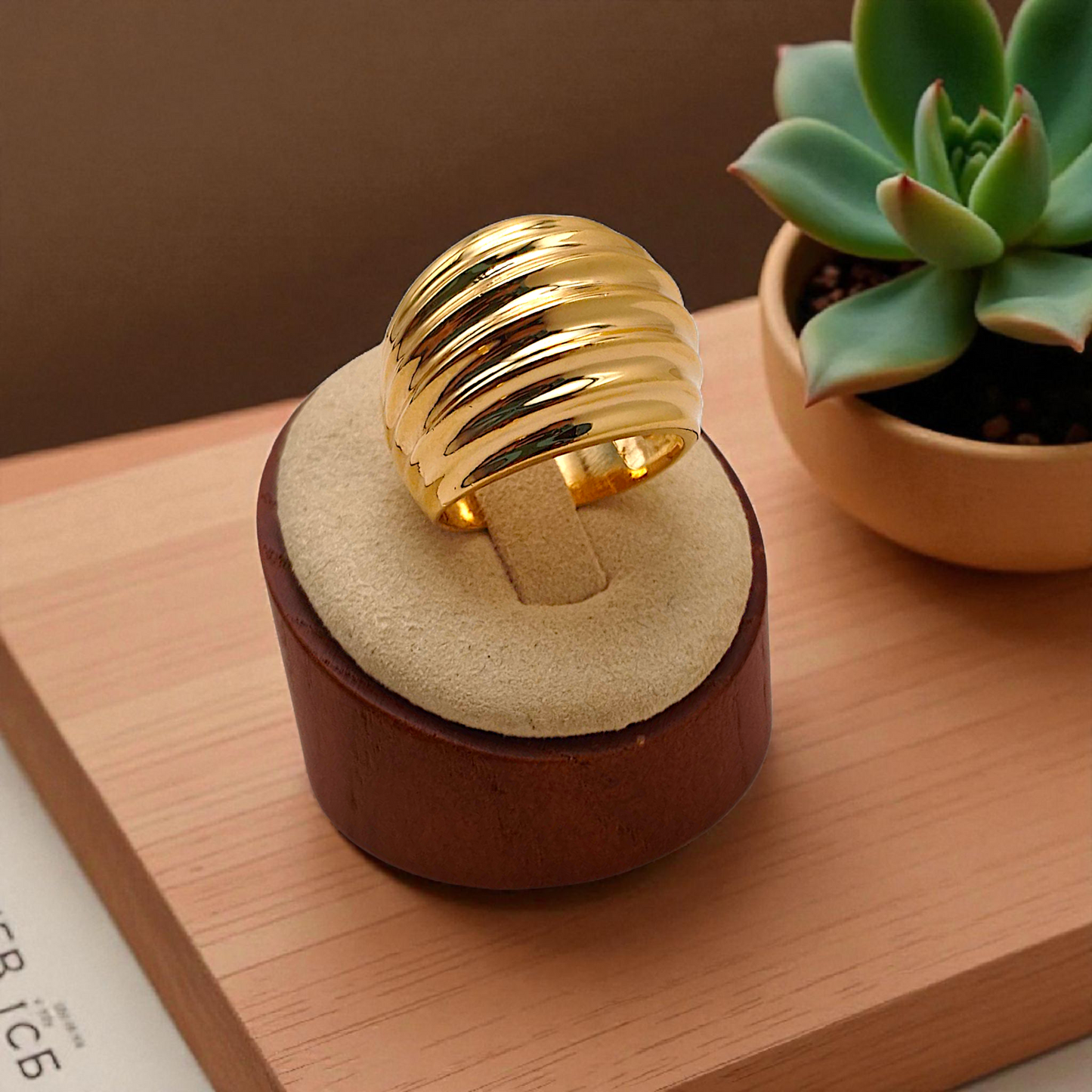 Anel Maxi Concha Abaulada