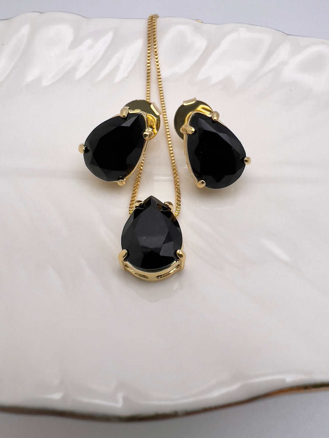 Conjunto Gota Lapidada