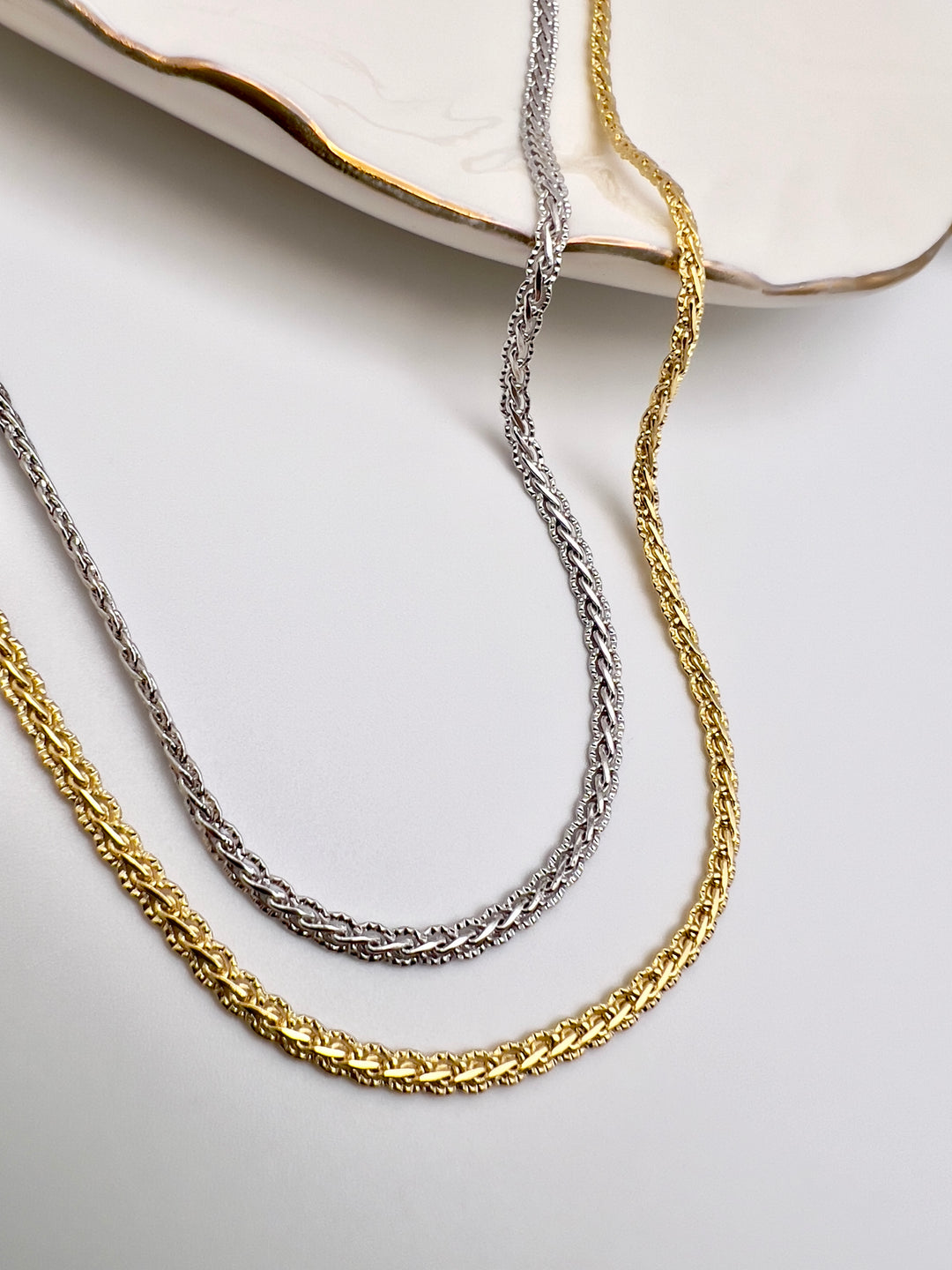 Colar choker Fino Trançado