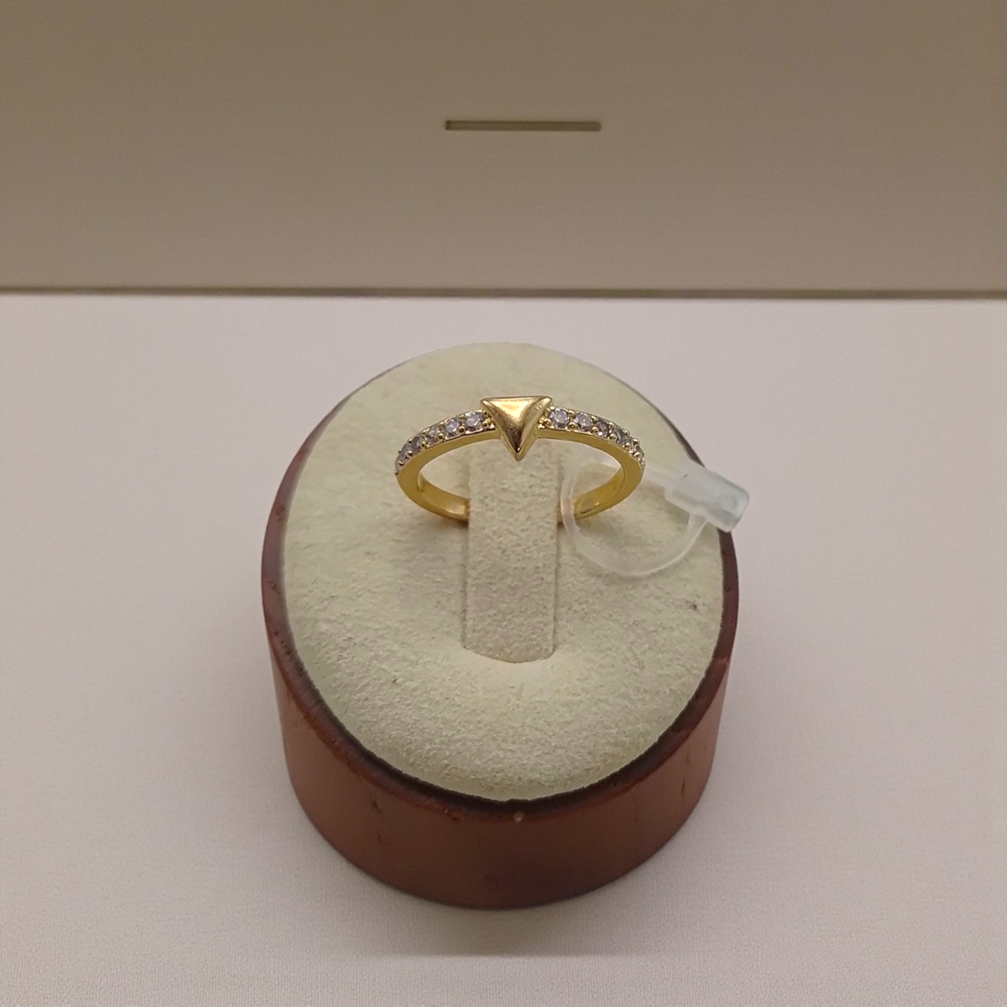 Anel Life Triângulo Liso Microzircônias