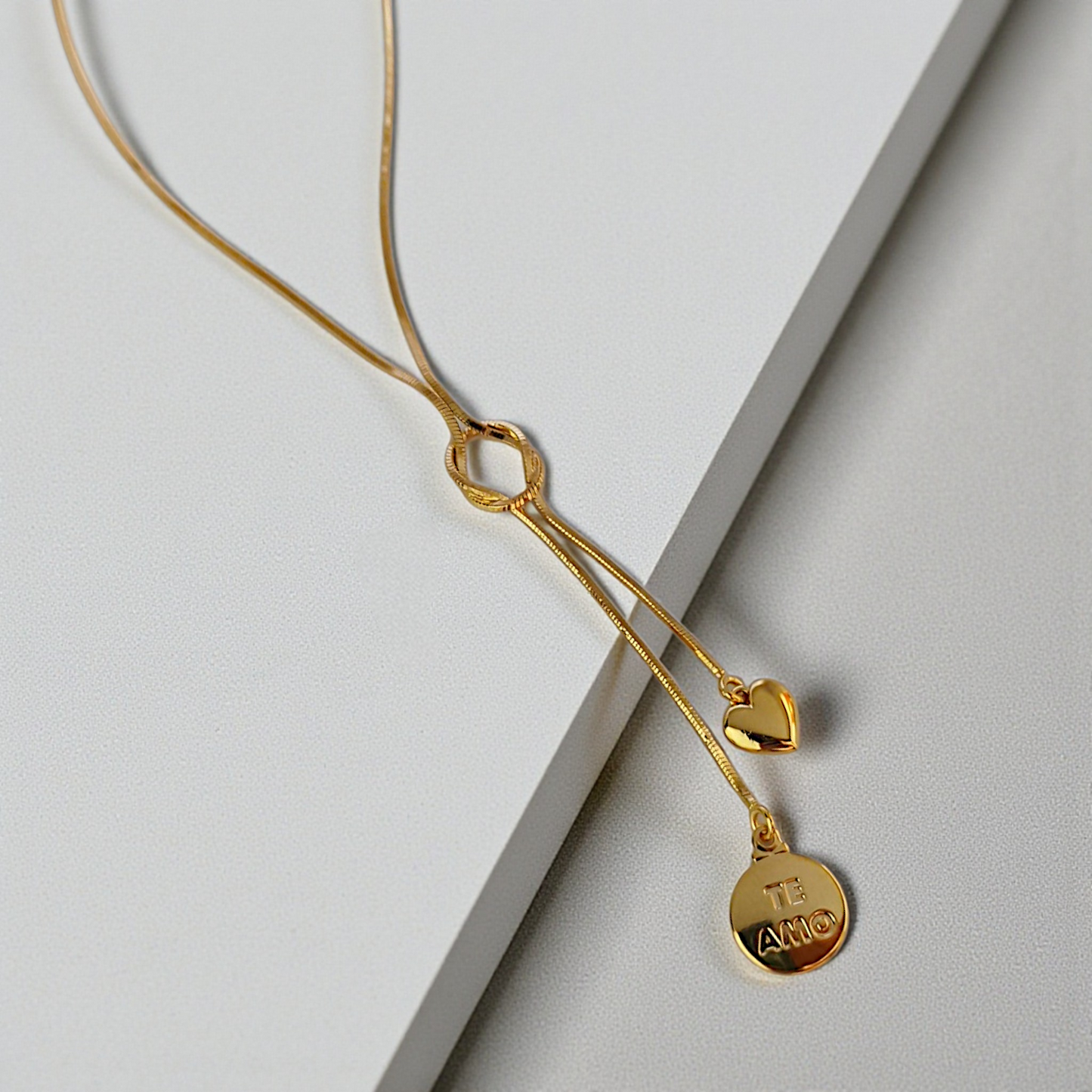 Colar Gravata Nó Te Amo