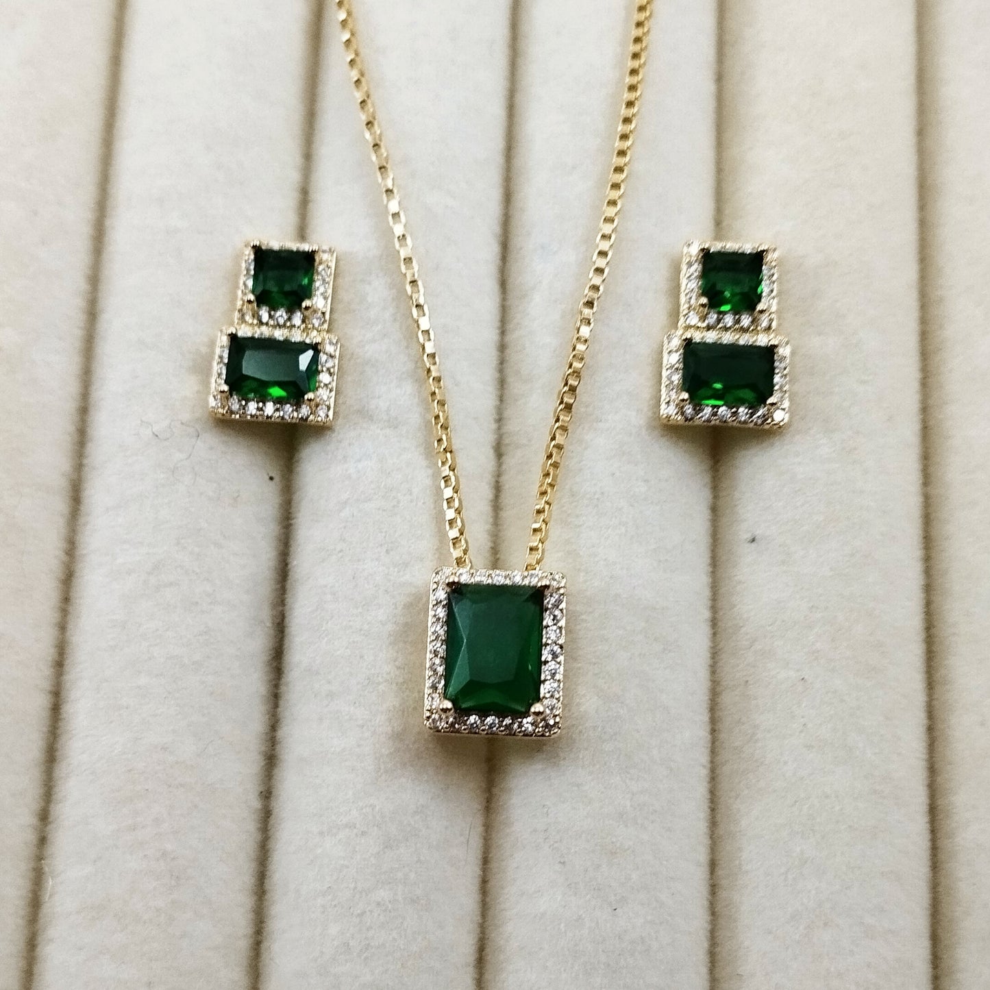 Conjunto Princesa Retângulo Verde