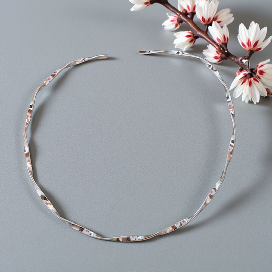 Colar Choker Aro Fino Torcido Prata 925