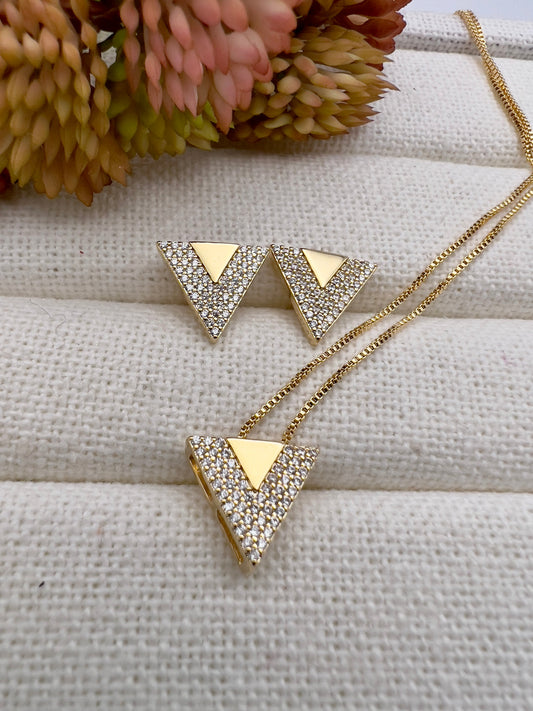 Conjunto Delicado Triângulo Microzircônias