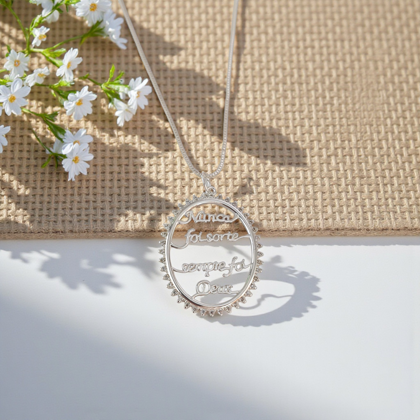 Colar "Nunca Foi Sorte" Oval Zircônias  Prata 925