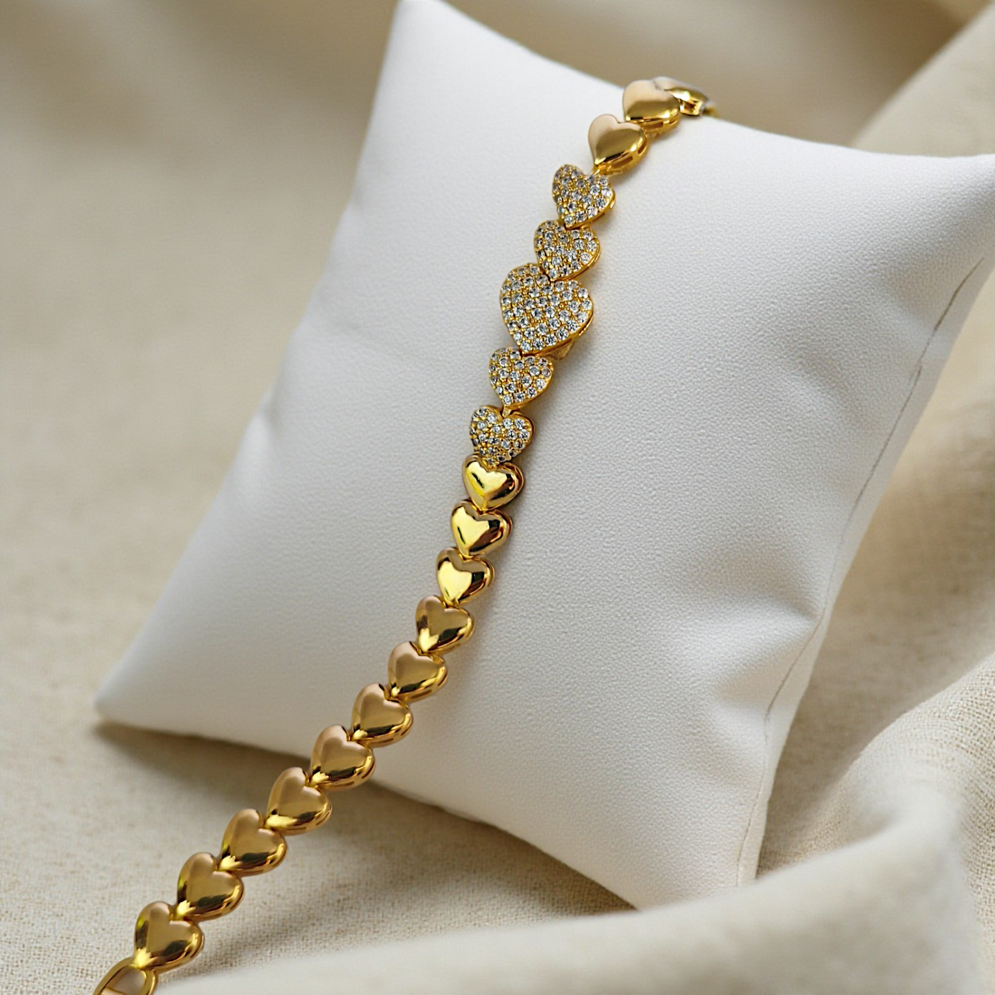 Pulseira Corações Articulados Lisos e Microzircônias