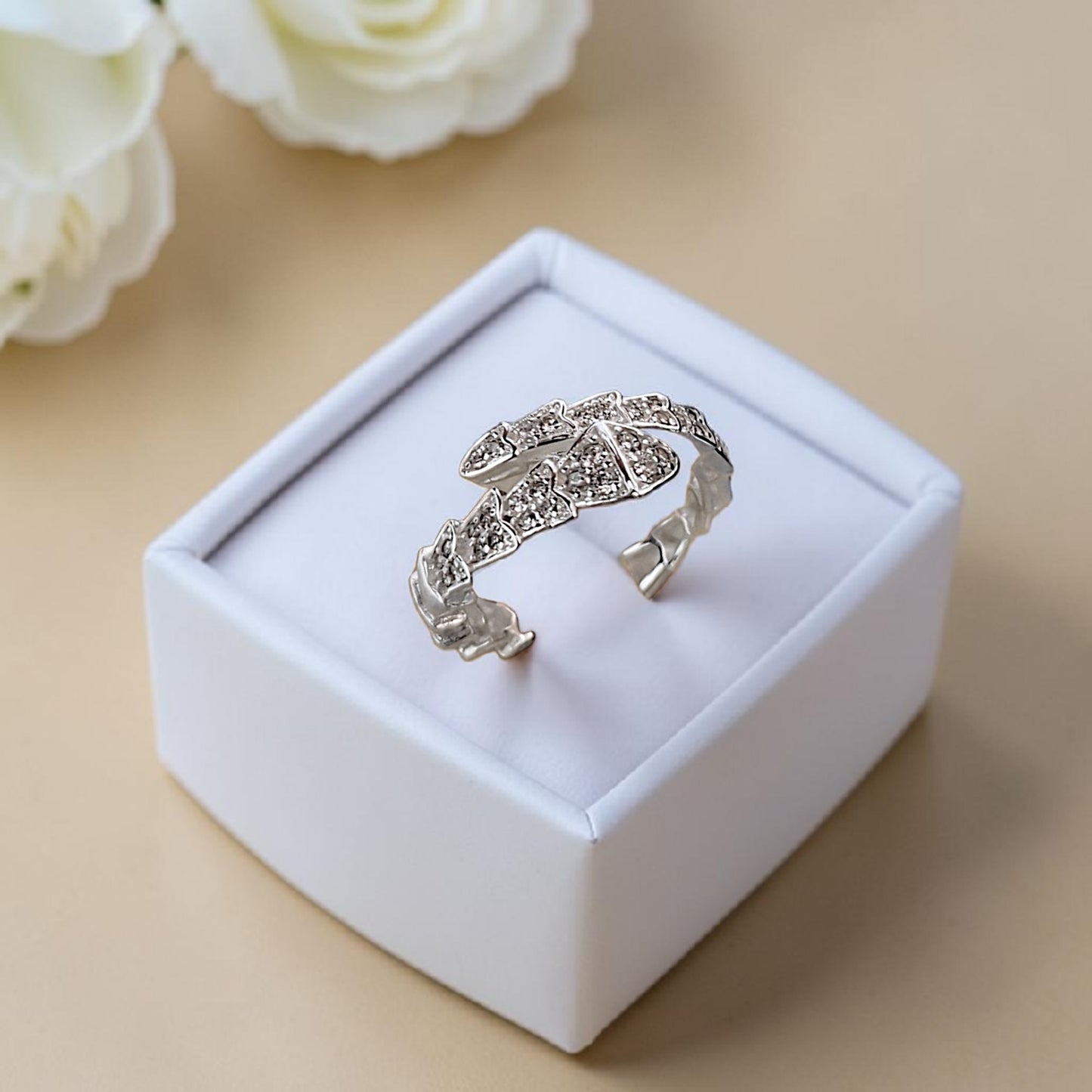 Anel Serpente Microzircônias Prata 925