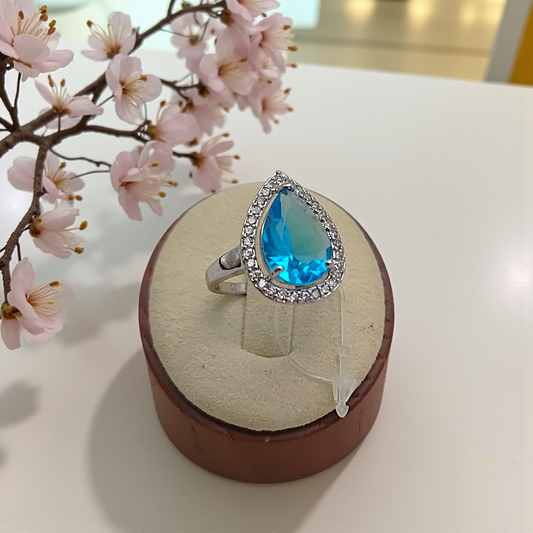 Anel Gota Zircônia Lapidada e Microzircônias