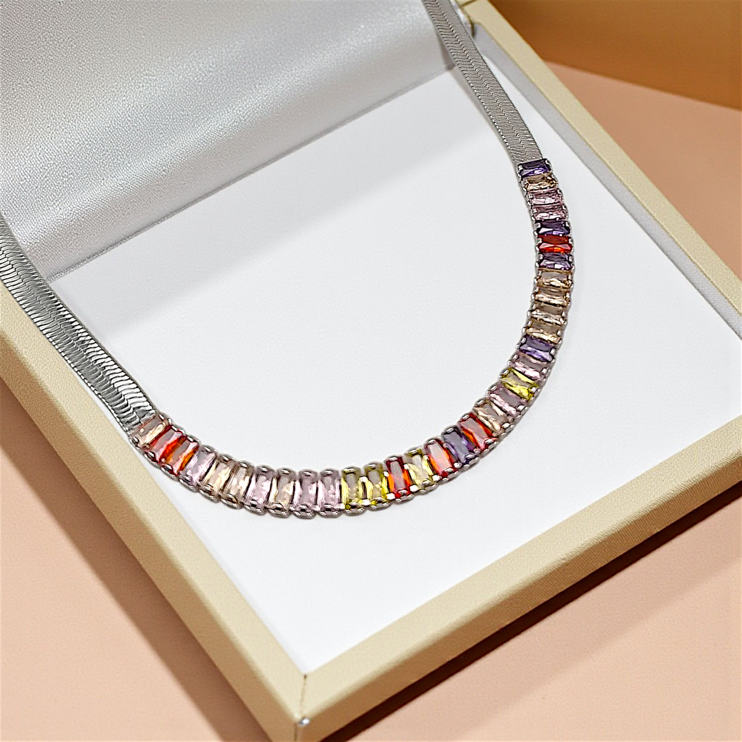 Colar Choker Fita Riviera