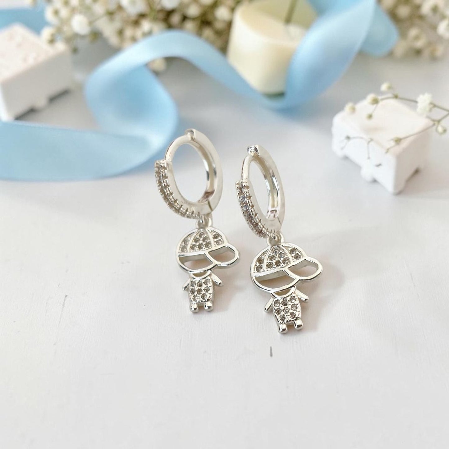 Brinco Argolinha Filhos - Menino Microzircônias Prata 925