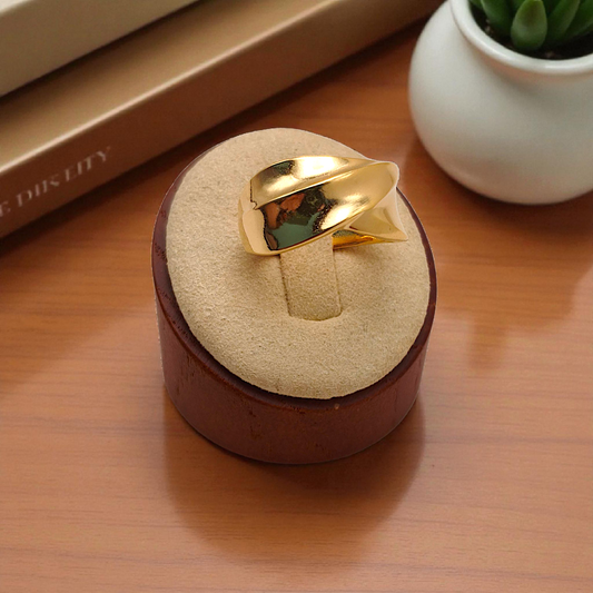 Anel Orgânico Design Fluido