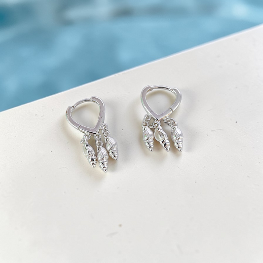 Brinco Argolinha Pingentes Conchas Prata 925