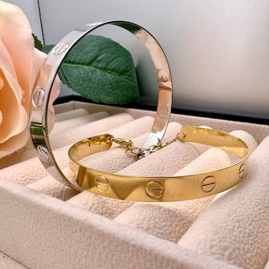 Pulseira Bracelete Regulável Carter