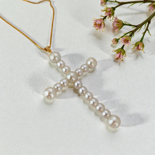 Colar Longo Crucifixo Pérolas