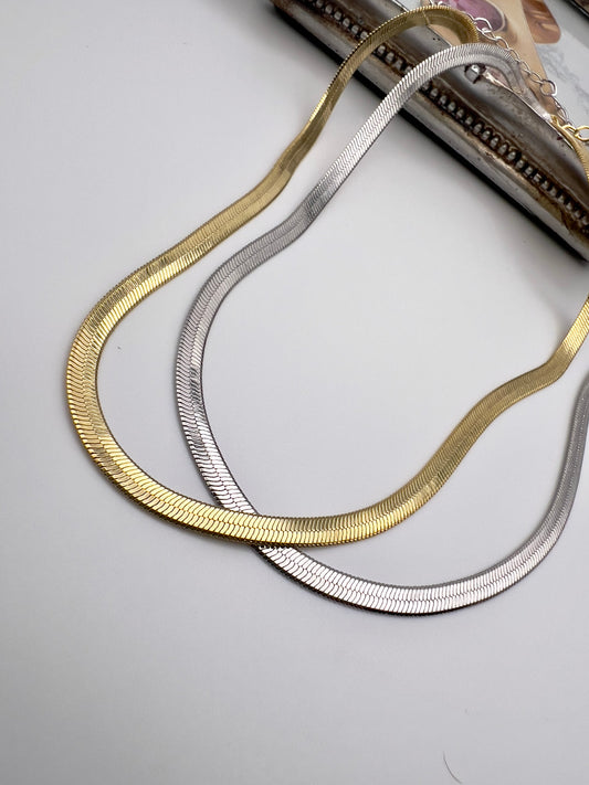 Colar Choker Fita Fino