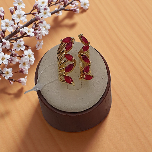 Anel Maxi Leque Aberto Zircônias nas Pontas