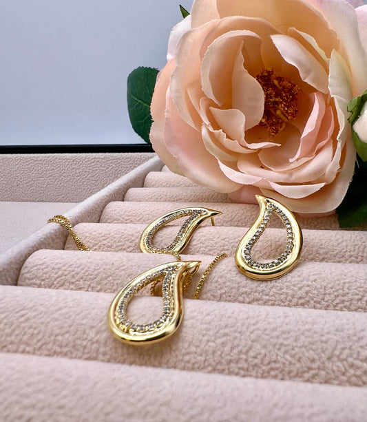 Conjunto Gota Orgânica Vazada