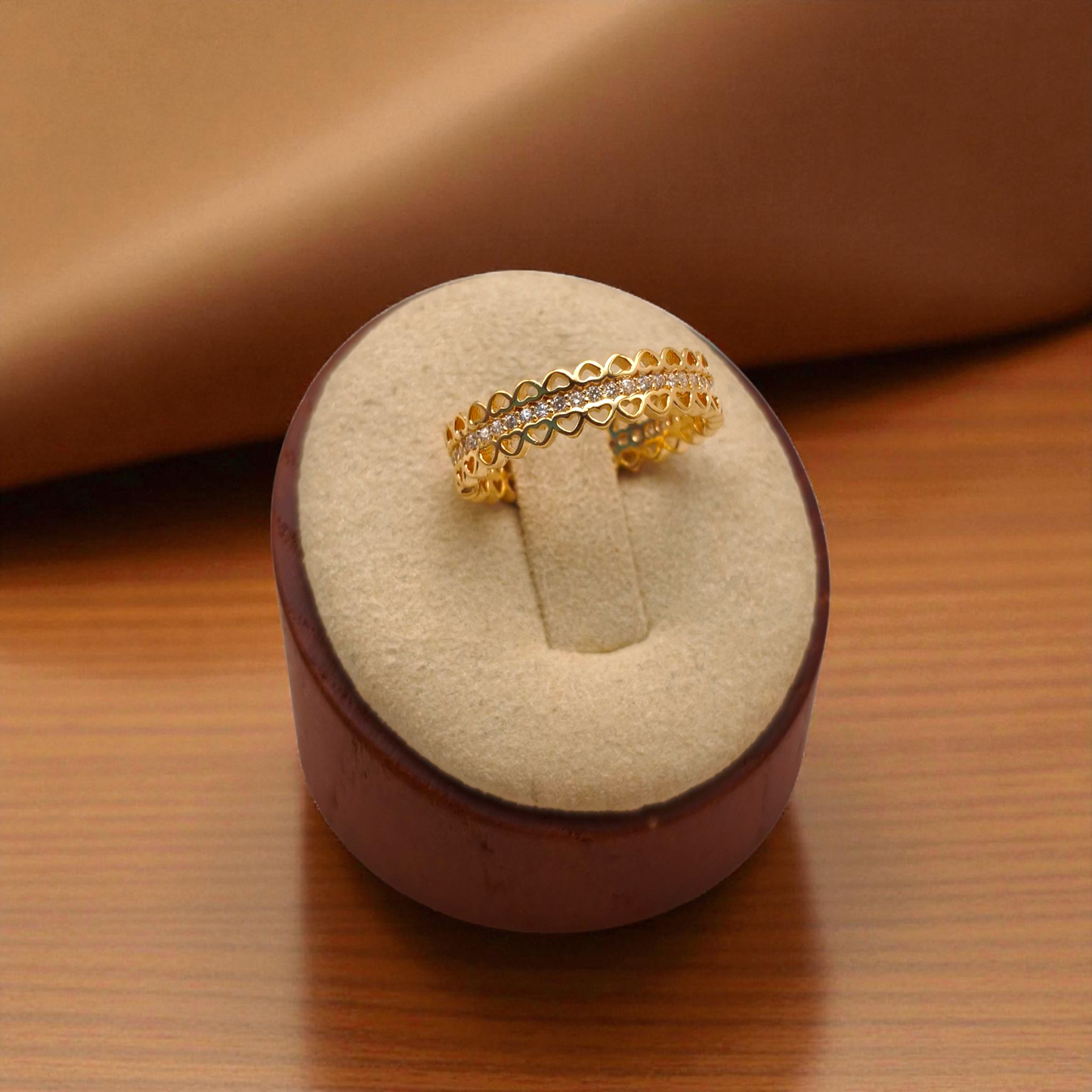 Anel Delicado Rendado Corações