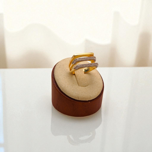 Anel Frente Reta 3 Filetes Vazados Microzircônias