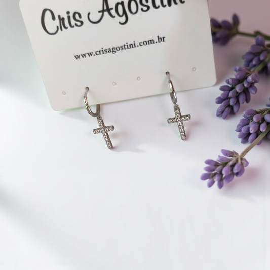 Brinco Argolinha Pingente Cruz Microzircônias